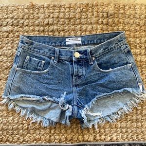 One teaspoon bonitas